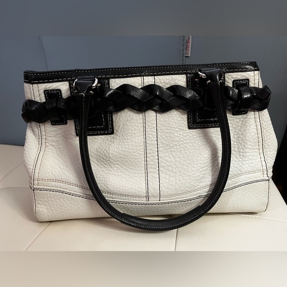 NWOT Coach Purse Black and white - Picture 14 of 16